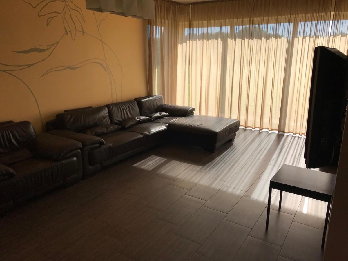 Beach Guesthouse Lenkas Saraiki Exterior photo