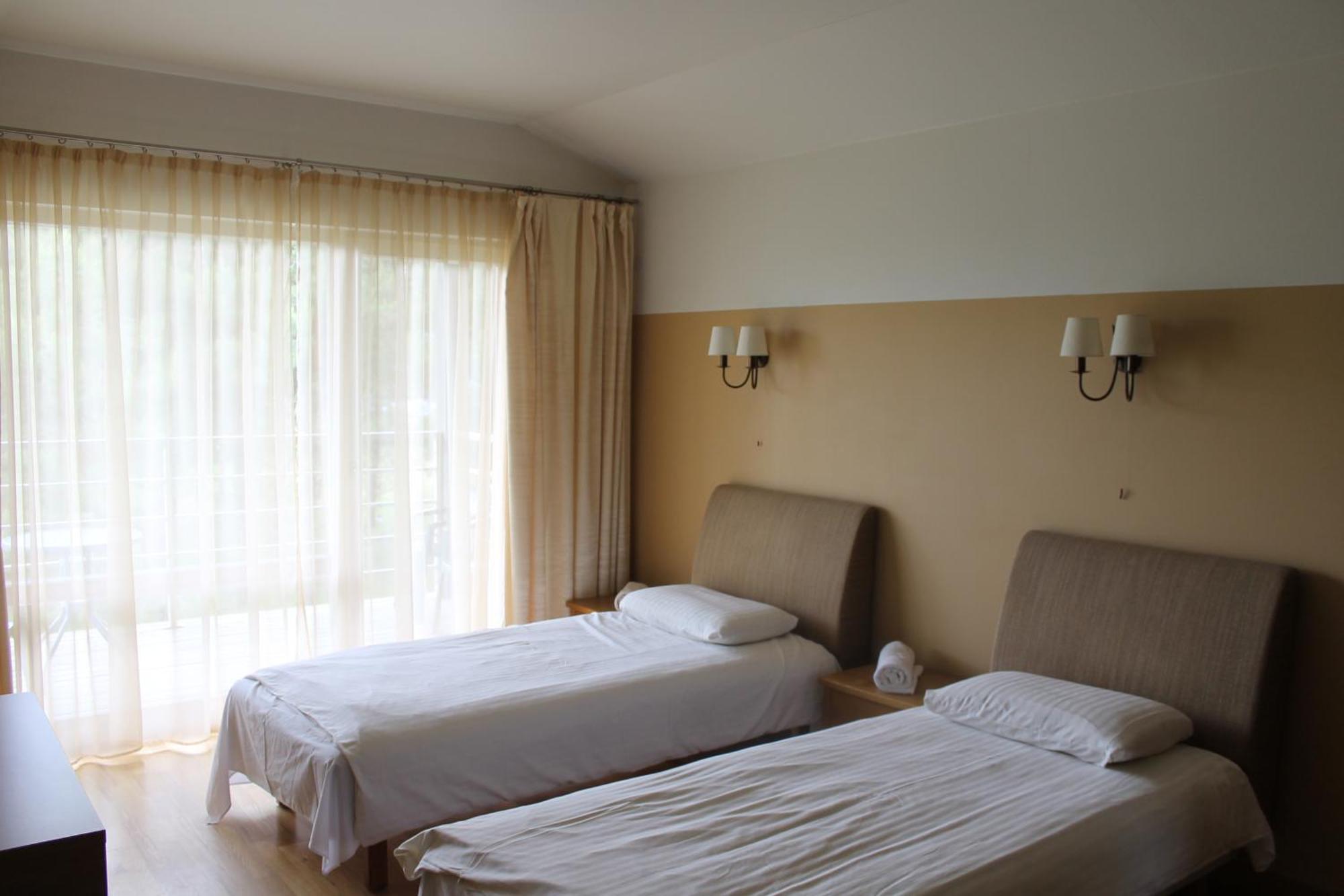 Beach Guesthouse Lenkas Saraiki Exterior photo