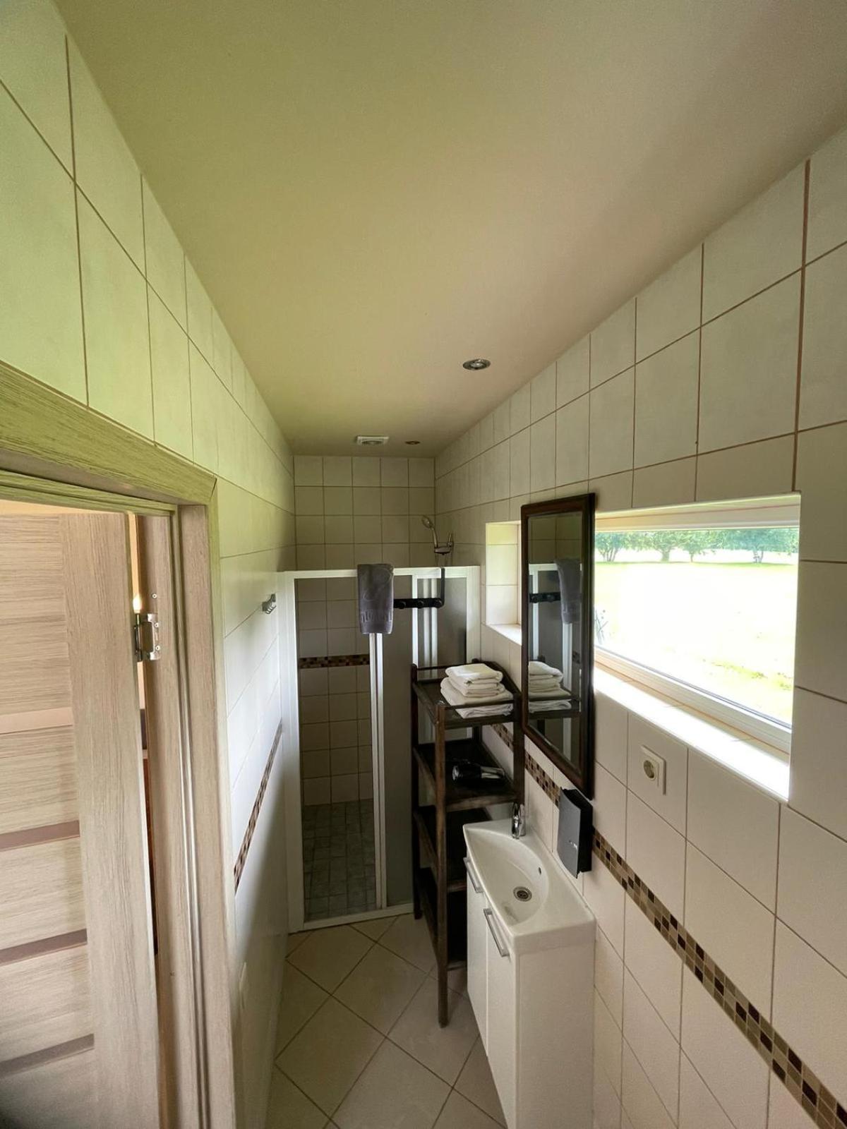 Beach Guesthouse Lenkas Saraiki Exterior photo